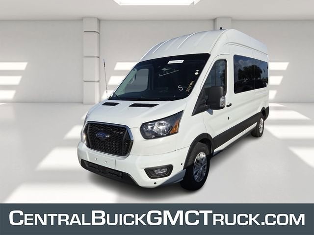 2024 Ford Transit Passenger Wagon XL