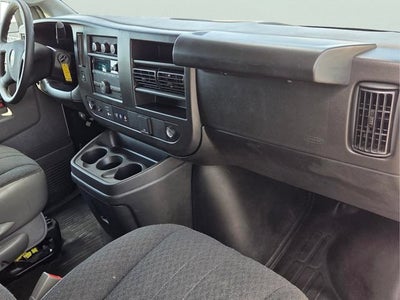 2025 Chevrolet Express Cargo WT
