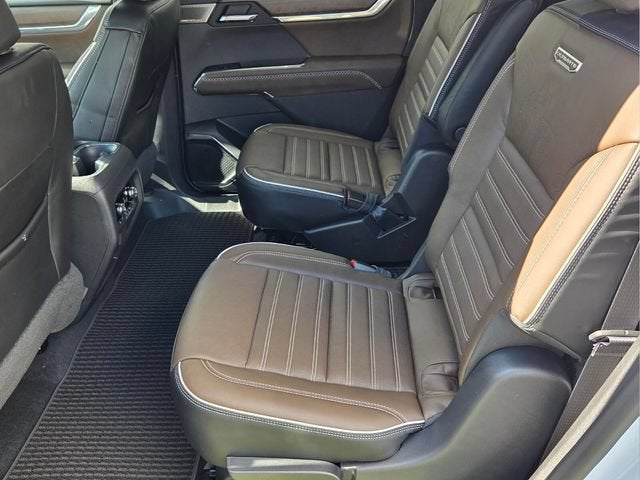2027 GMC Acadia Denali Ultimate