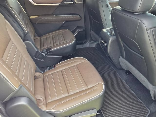 2027 GMC Acadia Denali Ultimate