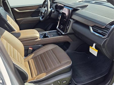 2027 GMC Acadia Denali Ultimate