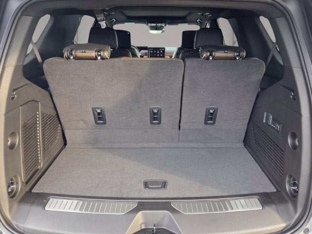 2027 GMC Yukon Denali Ultimate