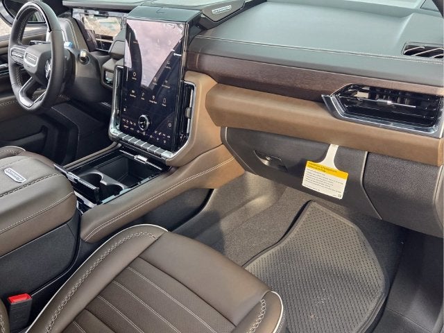 2027 GMC Yukon Denali Ultimate