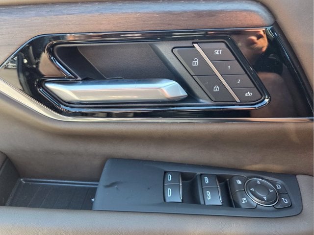 2027 GMC Yukon Denali Ultimate