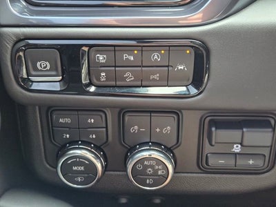 2025 GMC Yukon AT4 Ultimate