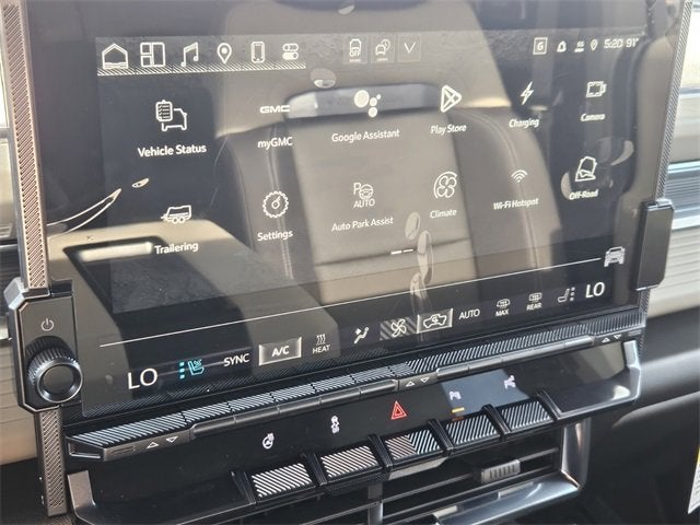 2026 GMC HUMMER EV SUV 2X