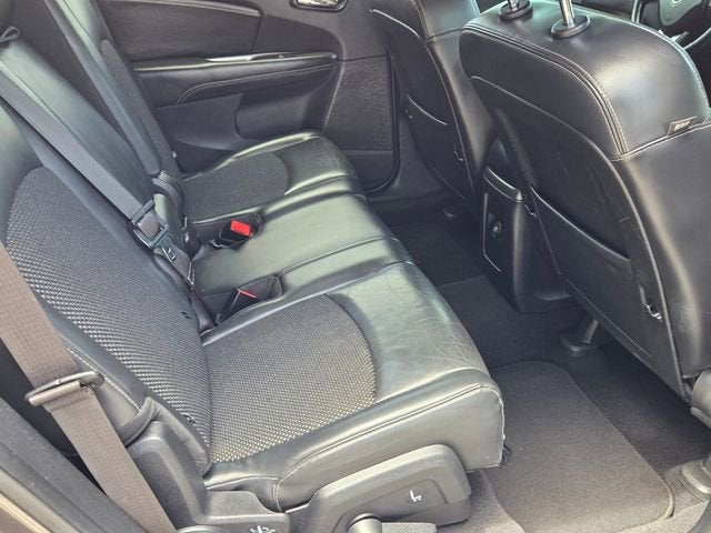 2020 Dodge Journey Crossroad