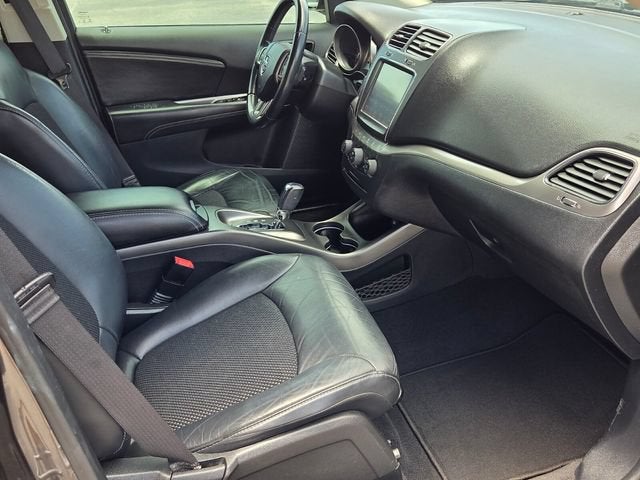 2020 Dodge Journey Crossroad