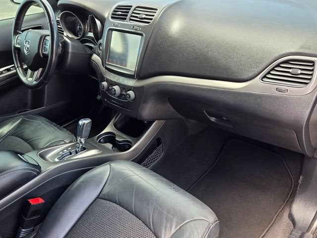 2020 Dodge Journey Crossroad