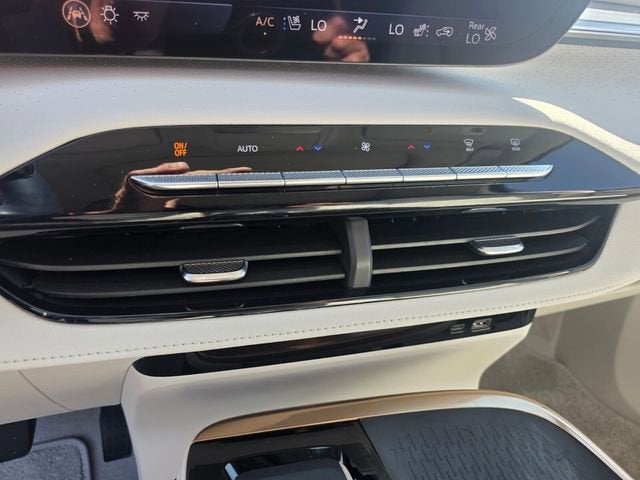 2025 Buick Enclave Avenir