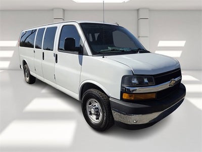 2017 Chevrolet Express Passenger 3500 LT