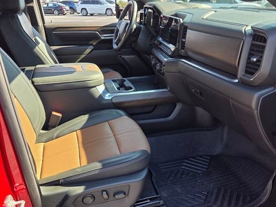 2025 Chevrolet Silverado 3500 HD High Country