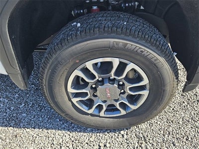 2025 GMC Sierra 3500 HD Pro