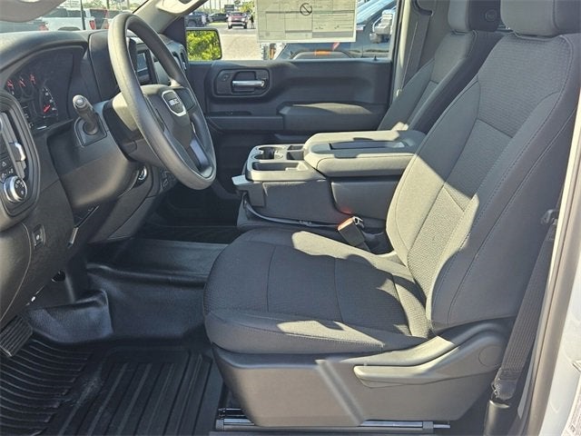 2025 GMC Sierra 3500 HD Pro