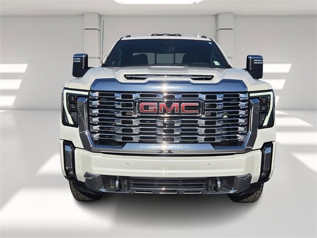 2025 GMC Sierra 3500 HD Denali