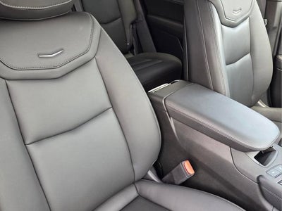 2025 Cadillac XT6 Luxury
