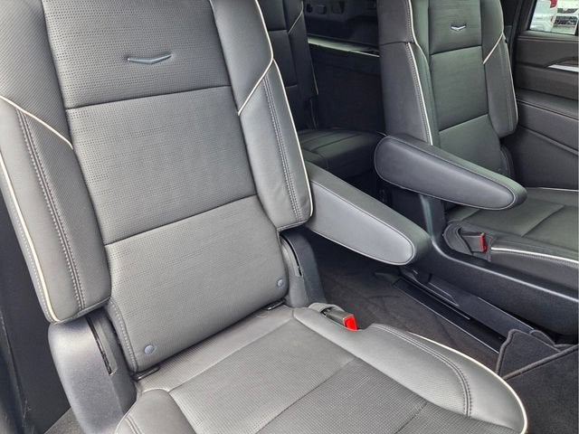2025 Cadillac Escalade ESV Premium Luxury