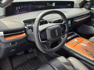 2025 Lincoln Navigator L Black Label