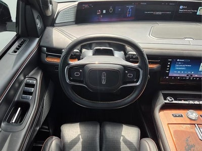 2025 Lincoln Navigator L Black Label
