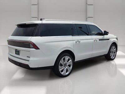 2025 Lincoln Navigator L Black Label
