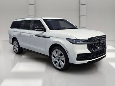 2025 Lincoln Navigator L Black Label
