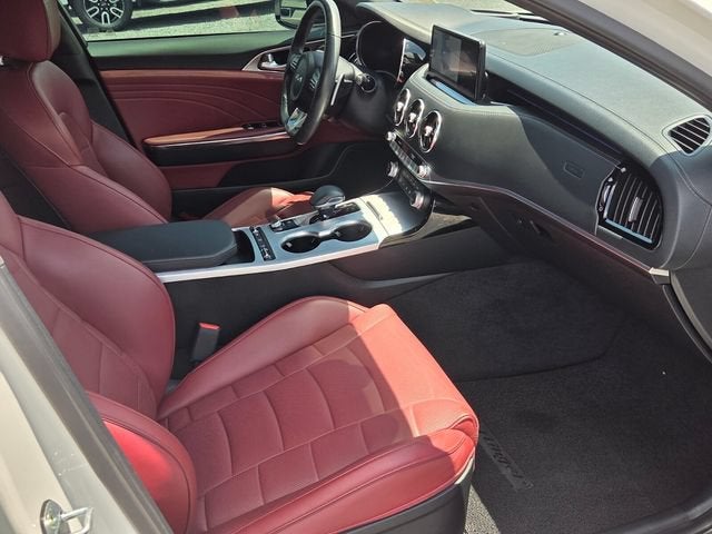2022 Kia Stinger GT2