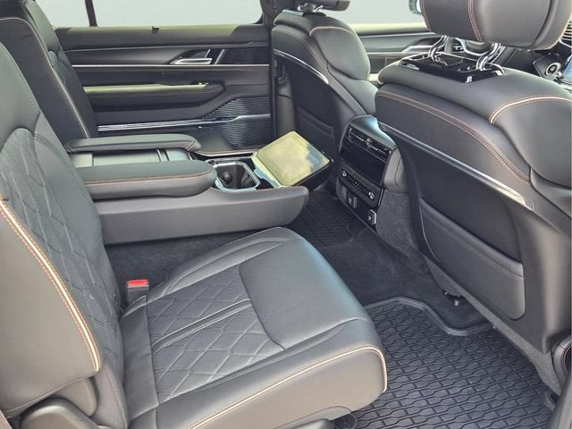 2024 Jeep Grand Wagoneer Series III Obsidian
