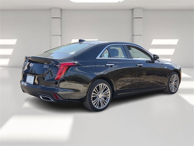 2025 Cadillac CT4 Premium Luxury