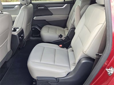 2024 GMC Acadia Elevation