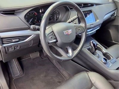 2023 Cadillac XT4 FWD Premium Luxury