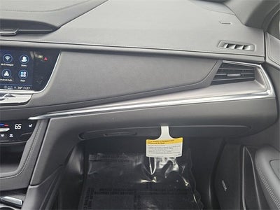 2026 Cadillac XT5 Luxury