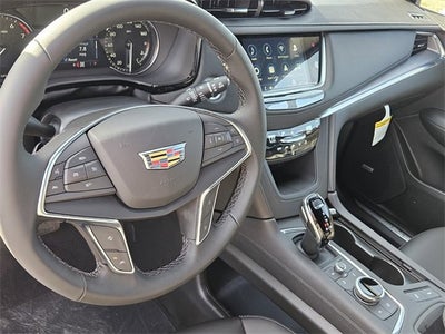 2025 Cadillac XT5 Luxury