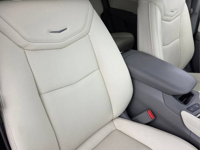 2023 Cadillac XT5 FWD Premium Luxury