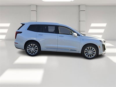 2025 Cadillac XT6 Premium Luxury