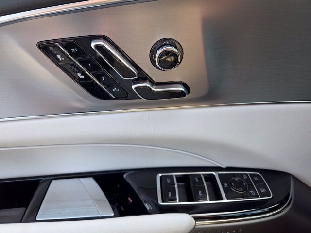 2027 Cadillac LYRIQ Premium Luxury