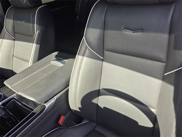 2025 Cadillac Escalade Premium Luxury