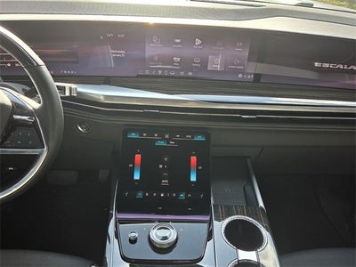 2025 Cadillac Escalade Premium Luxury