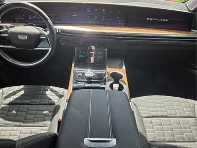 2026 Cadillac Escalade Platinum Luxury