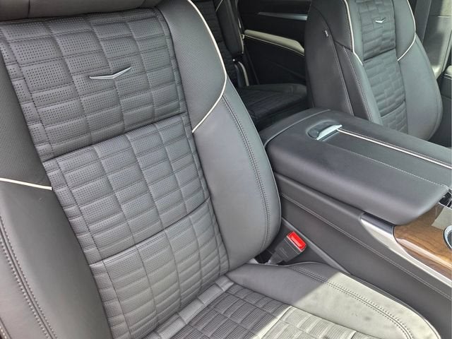 2026 Cadillac Escalade Platinum Luxury