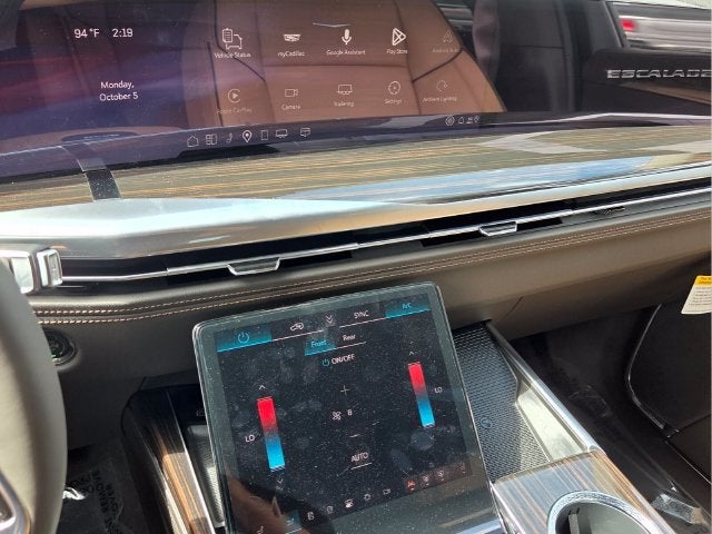 2026 Cadillac Escalade ESV Luxury