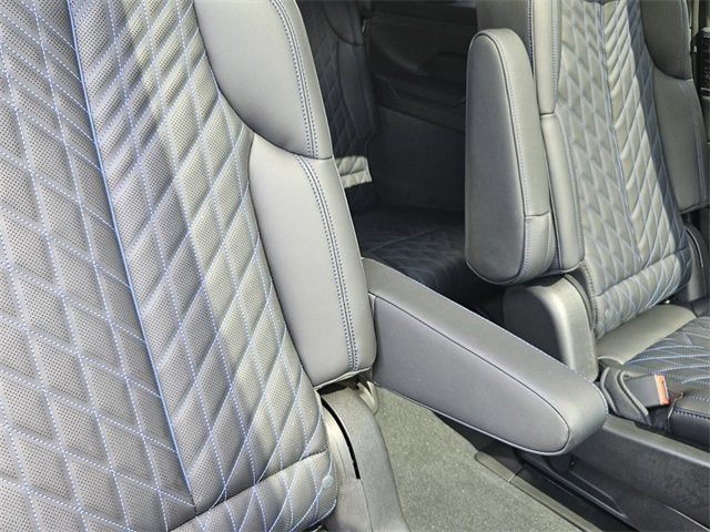 2025 Cadillac ESCALADE IQ Luxury 1