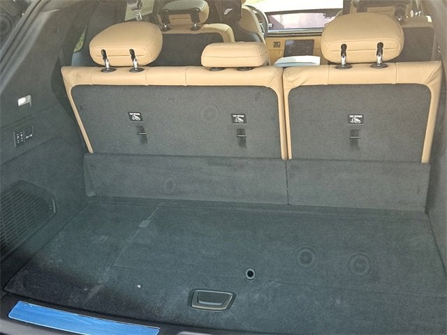 2025 Cadillac ESCALADE IQ Luxury 2