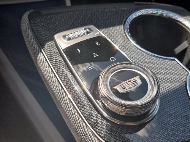 2027 Cadillac OPTIQ Luxury