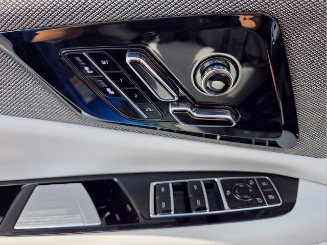 2027 Cadillac OPTIQ Luxury