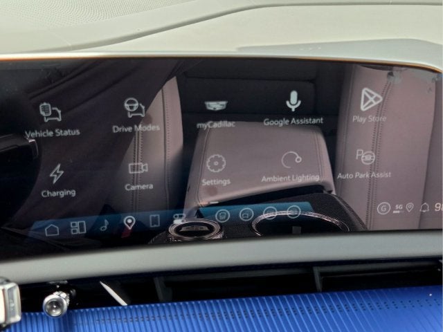 2027 Cadillac OPTIQ Luxury
