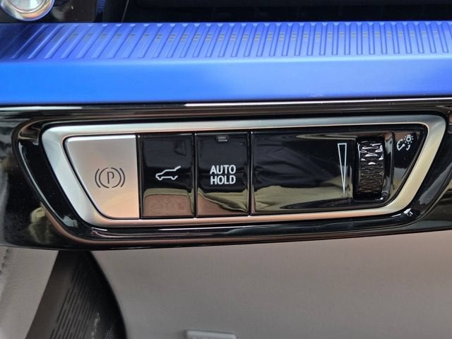 2026 Cadillac OPTIQ Premium Luxury