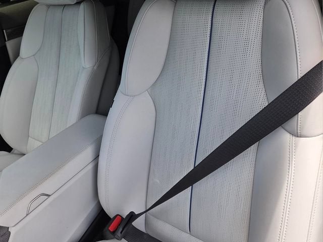 2027 Cadillac OPTIQ Premium Luxury