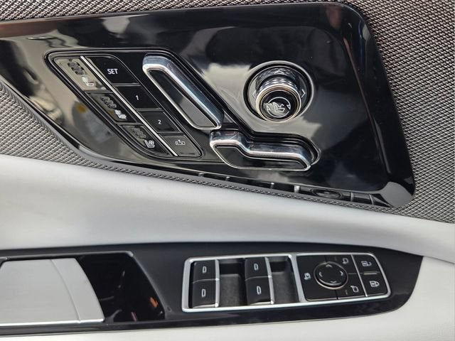 2027 Cadillac OPTIQ Premium Luxury