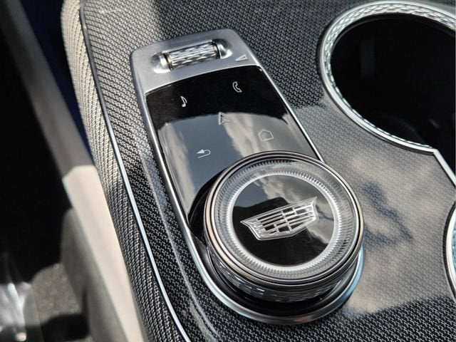 2027 Cadillac OPTIQ Premium Luxury