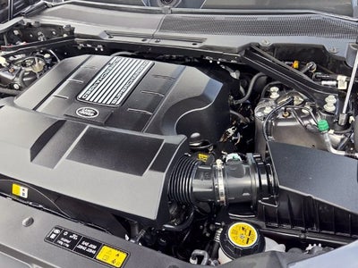 2025 Land Rover Defender V8